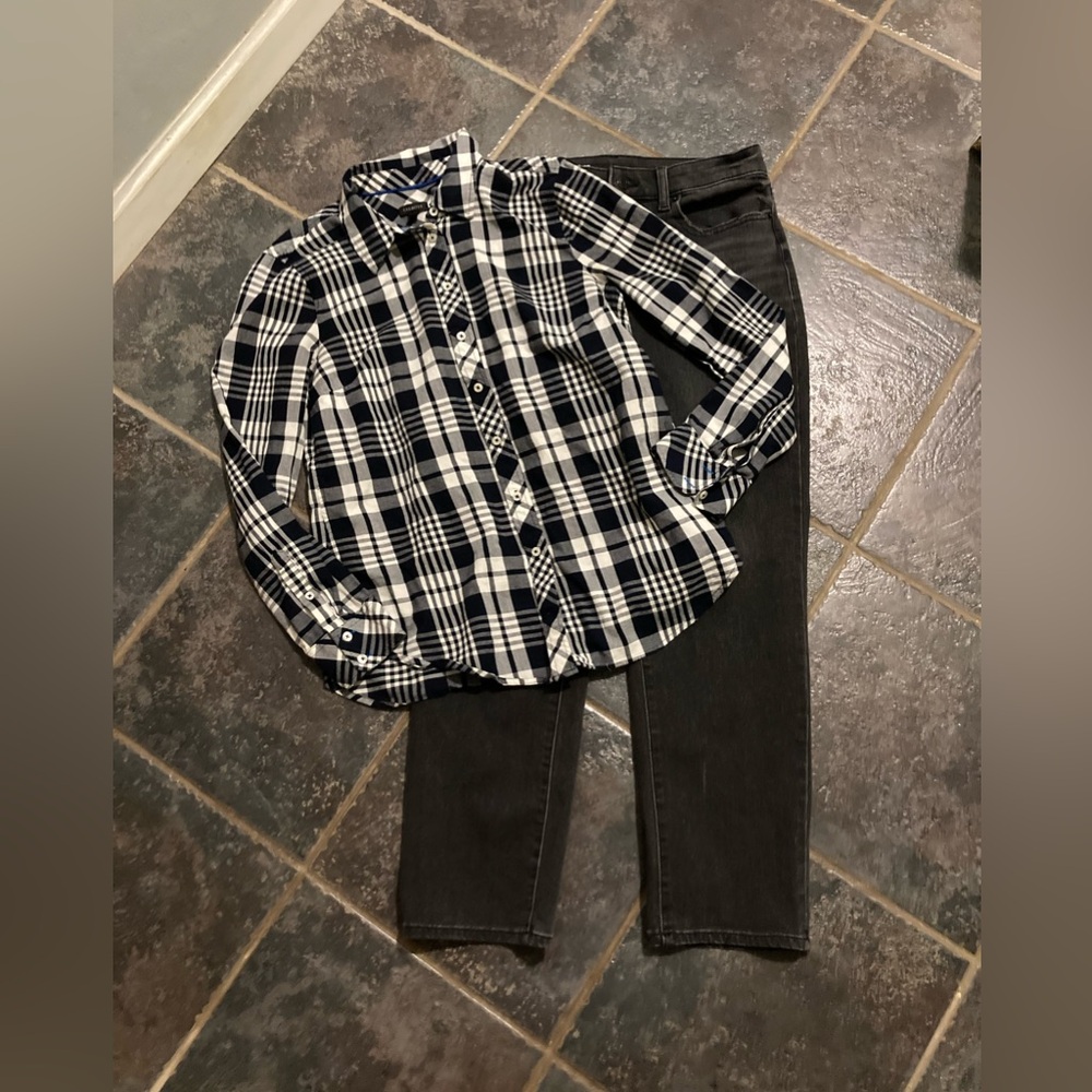 Talbots Women’s Flannel Print and Jeans Outfit Size S